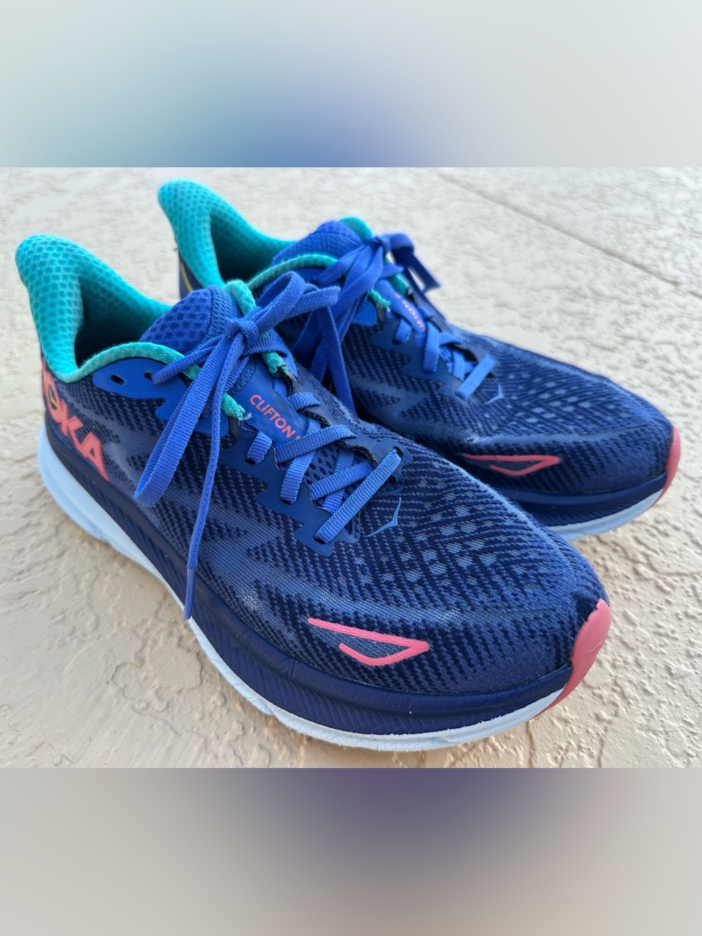 Hoka One One Clifton 9 Bellwether Blue Running Shoes Women’s Size 6.5 Clean